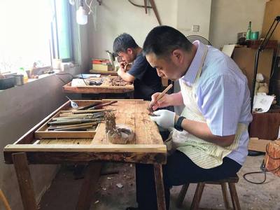 匠心筑夢，示范引領——萬少君工藝美術品設計工作室工匠示范基地與收藏品鑒定評估服務
